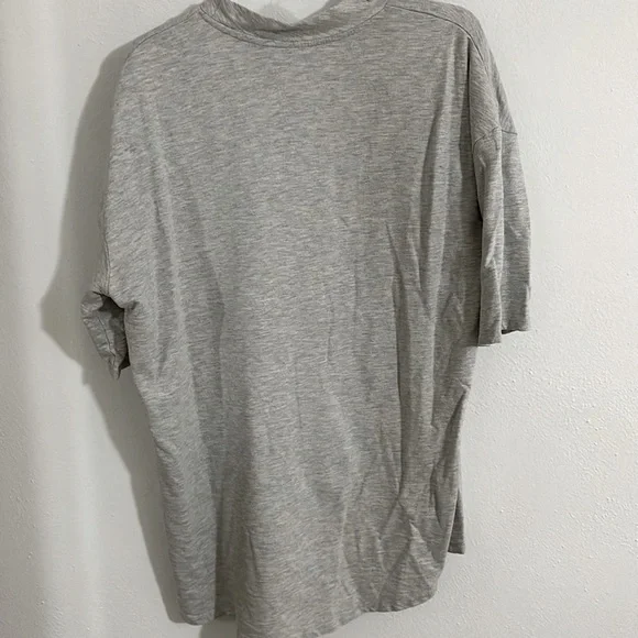 Zara gray tshirt - Picture 3 of 3